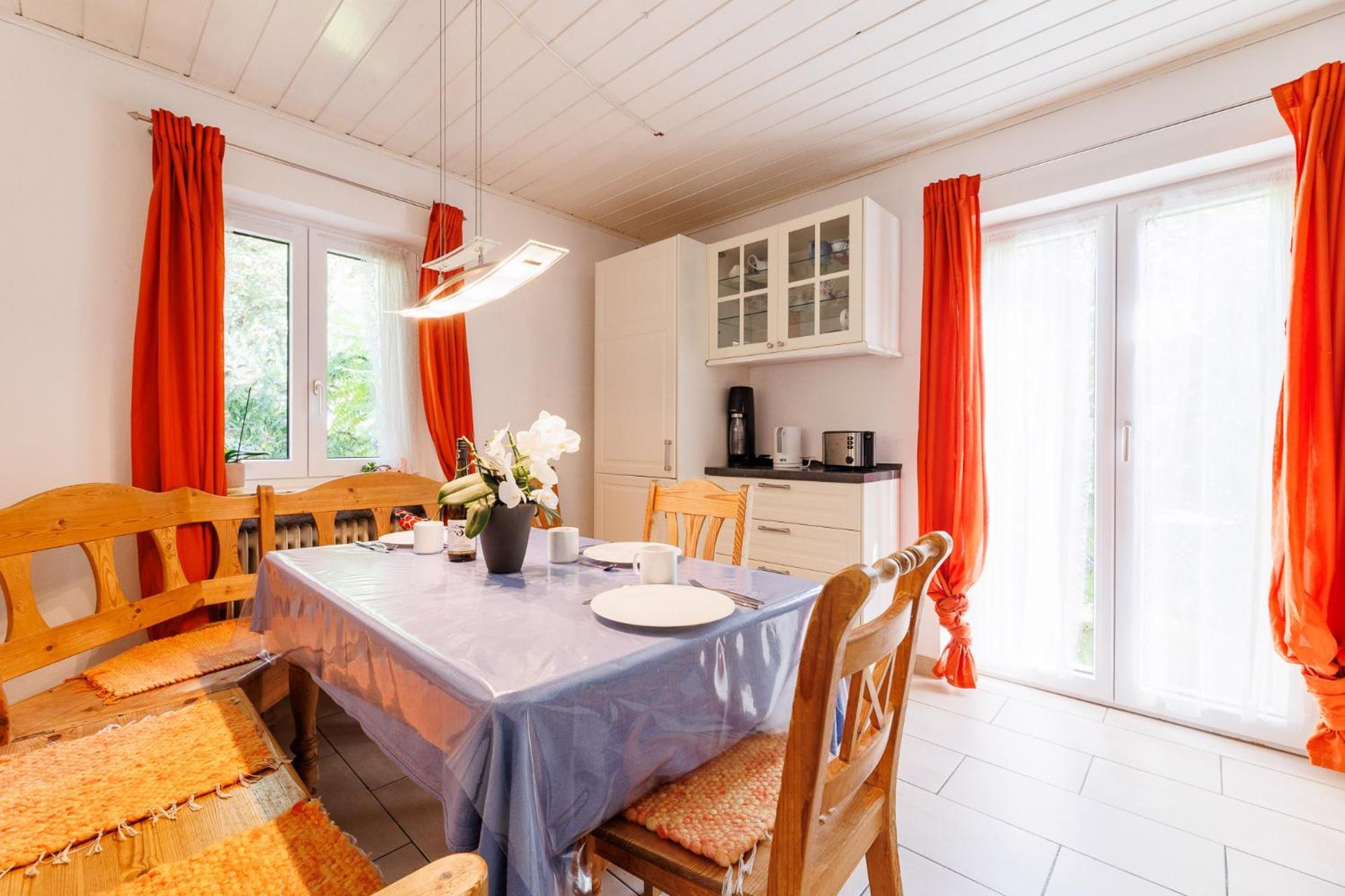 Haus Mit Wunderschoenem Ausblick Und Garten การ์มิช-พาร์เทนเคียร์เชน ภายนอก รูปภาพ